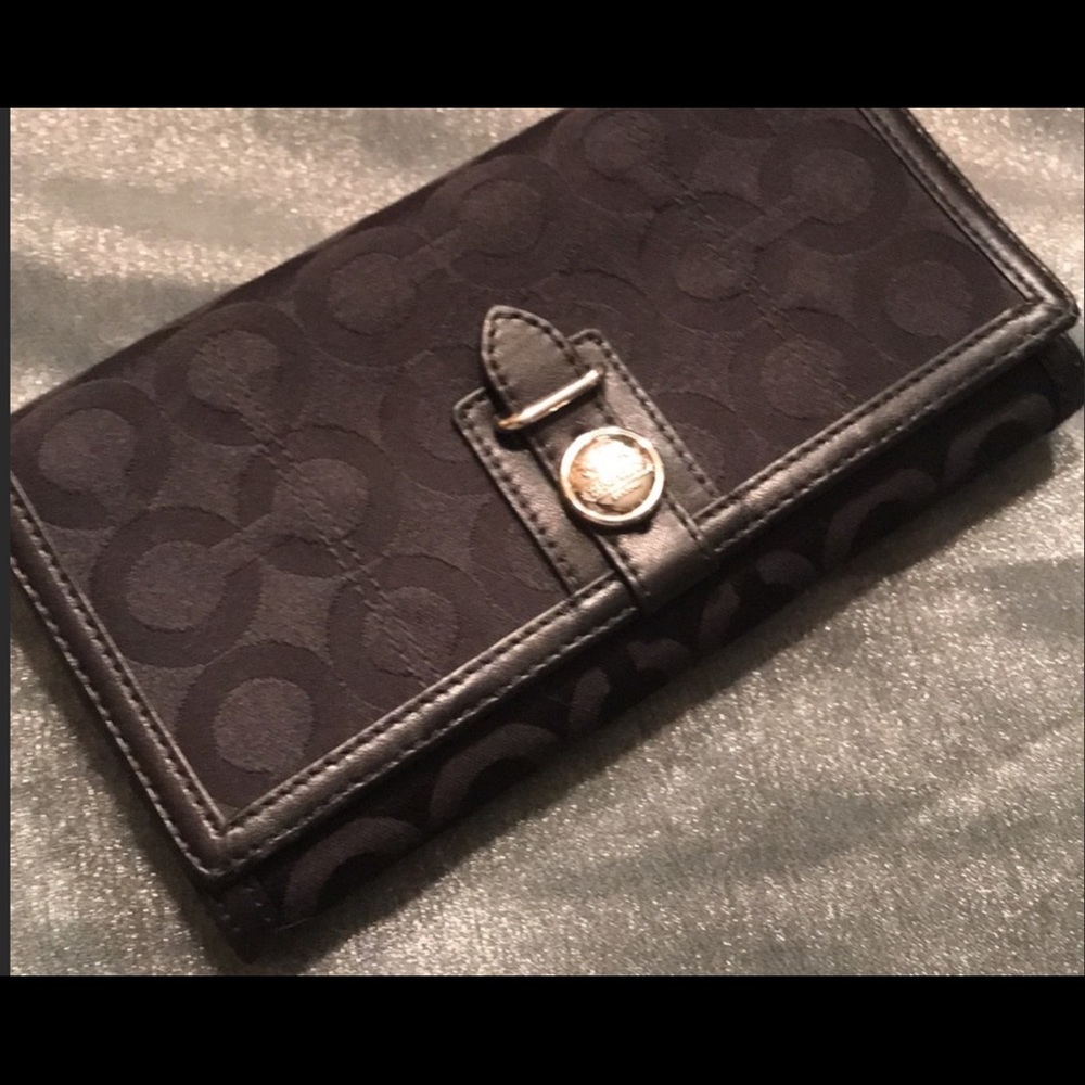 Coach signature wallet